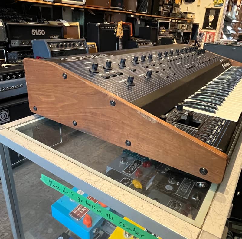 アンサイクロペディア　OAV Amazon.com: Proxicast 4x4 MIMO 5G Antenna - Vandal Resistant Low