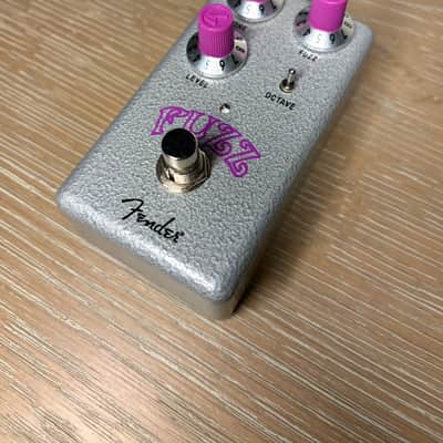 Fender Hammertone Fuzz 2022 - Present - Hammered Metal image 2