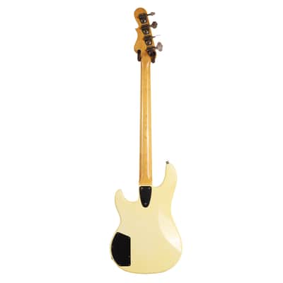 1991 G&L L-2000 Commemorative Leo Fender Signature Bass White image 4