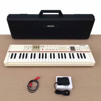 Casio Casiotone MT-65 Vintage Synthesizer Keyboard + Original Hard Case
