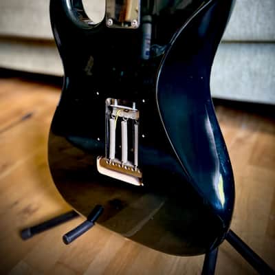 Fernandes ST-85DM The Revival. Iron Maiden-Dave Murray, 1981 - Black image 4