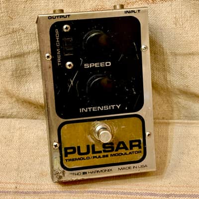 Electro-Harmonix Pulsar Tremolo / Pulse Modulator 1978 image 2