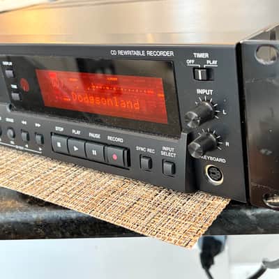 TASCAM CD-RW901MKII CD Recorder 2014 - Present - Black image 3