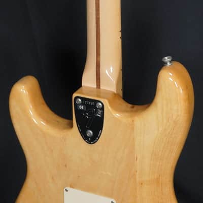 FENDER American Vintage '70s Stratocaster Natural [V02931] (07/01) image 7