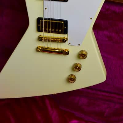 Gibson Explorer White image 4