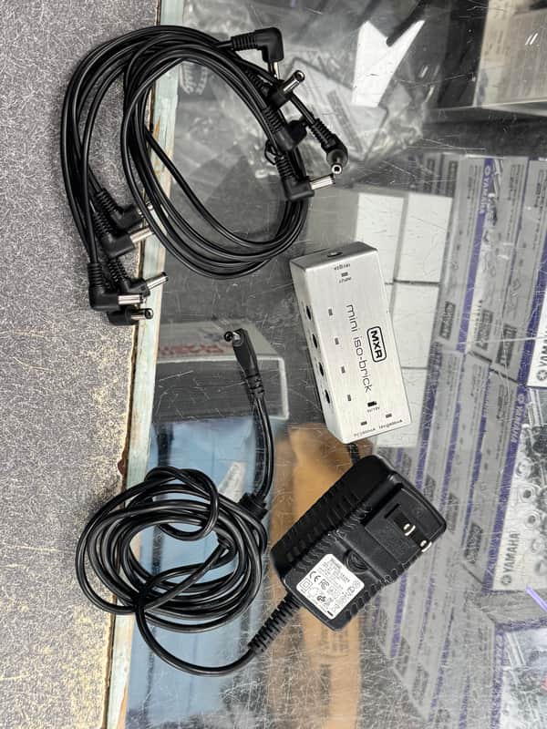MXR M239 Mini Iso-Brick Power Supply 2018 - Present - Silver image 1