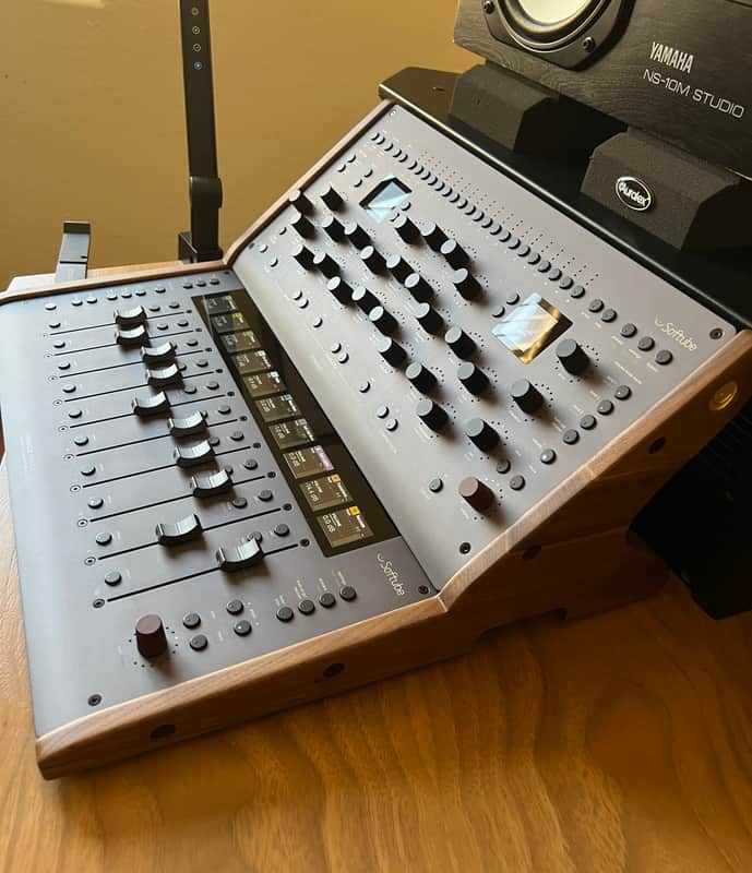 Softube Console 1 MKIII Bundle [Fader/Channel/Stand] image 1