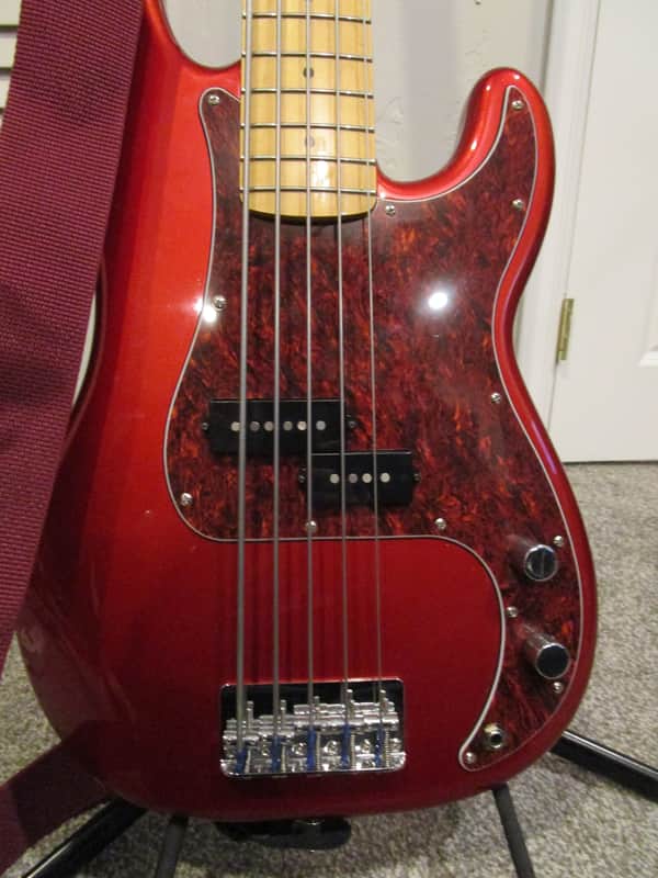 Squier Vintage Modified Precision Bass V | Reverb