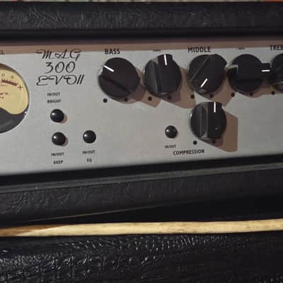 Ashdown MAG 300 Evo II bass head amplifier image 3