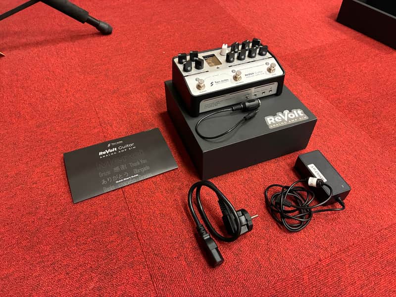 Two Notes ReVolt Guitar