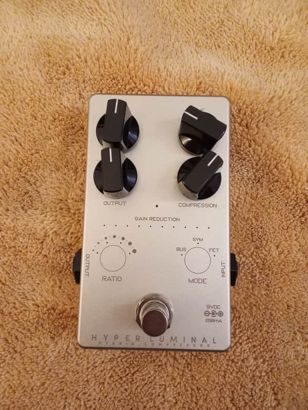 Darkglass Electronics Hyper Luminal Hybrid Compressor 2018 - Present Silver image 1