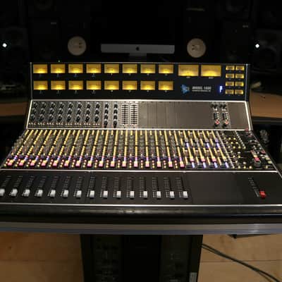 API 1608 Analog Recording Console image 1