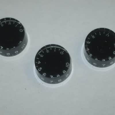 THREE lightly used genuine Gibson BLACK SPEED KNOBS (ONLY 3 of the 4 knobs from PRSK-010 set are for sale) from 2005 (see comparison pictures # 4,  # 5, and # 6 of bottom side) image 2