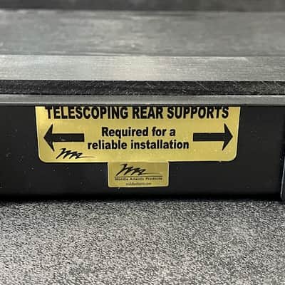 Middle Atlantic Products SSL 1U Low Profile Sliding Rack Tray w/added bumpers image 2