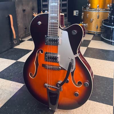 Gretsch G5420T Electromatic Hollow Body with Black Top Filter'Tron Pickups and Bigsby 2013 - 2016 Sunburst image 2
