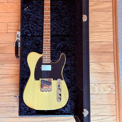 Tom Anderson Guitarworks T Icon - Translucent Butterscotch with hardshell case image 20