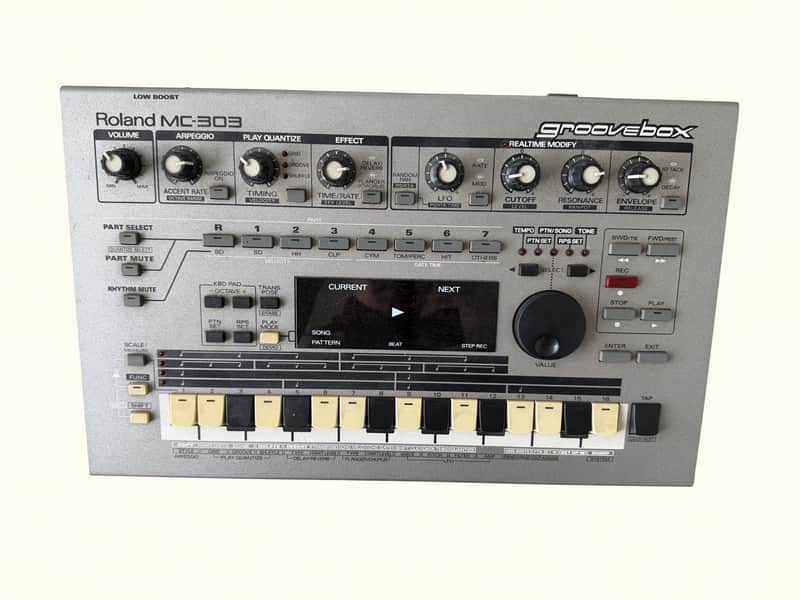 Roland MC-303 Groovebox 1990 - 1998 - Silver image 1