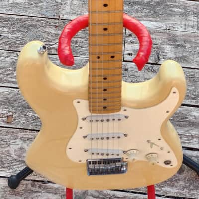 Fender Dan Smith Era Stratocaster TV Yellow 1983 USA image 15