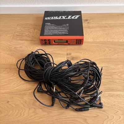 Immagine Yamaha DTXpress 1st Gen Drum Trigger Module – Made in Japan in 1999! With original power supply, original base and cables! - 5