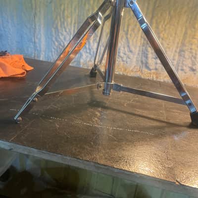 Percussion plus Chrome Plated Drum Throne Tripod Base image 3