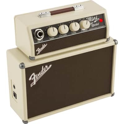 Fender Tone Master Guitar Amp Combo - light Combo Amp for Electric Guitars image 3