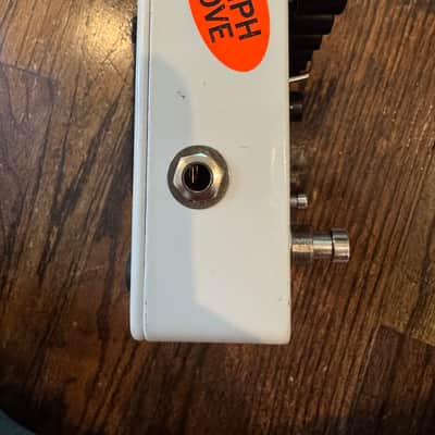 Electro-Harmonix Deluxe Big Muff Pi Distortion / Sustainer 2014 - Present - Black / Red image 3