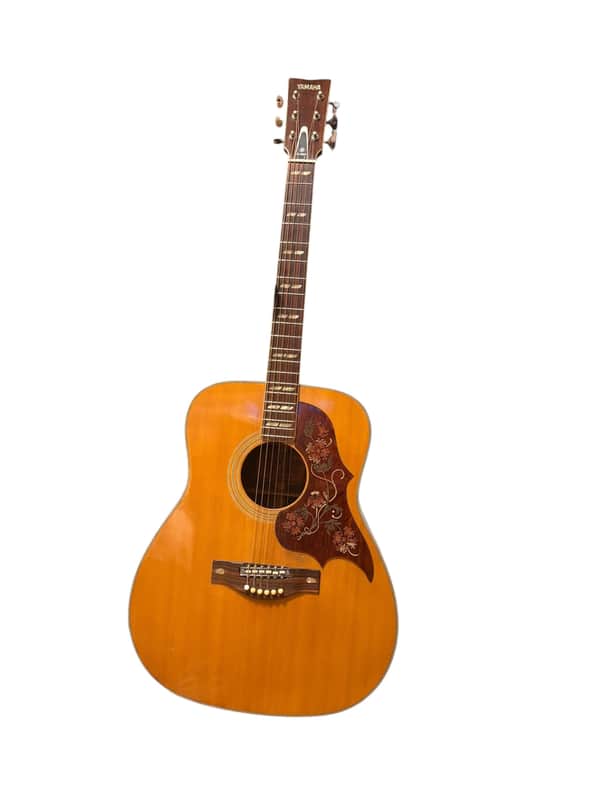 Yamaha FG-300