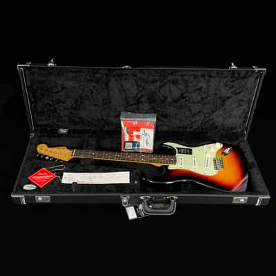 Fender Dealer Exclusive Vintera Road Worn '60s Stratocaster, Rosewood Fingerboard, 3-Color Sunburst, Deluxe Hardshell Case image 9
