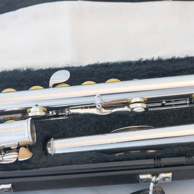 Yamaha YFL-385 II Intermediate Flute *Solid Silver Headjoint *Low-B *Japan Made *Overhauled New Pads image 7