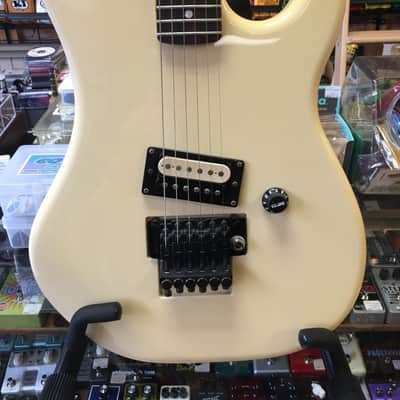 Kramer Baretta 1988 White image 2