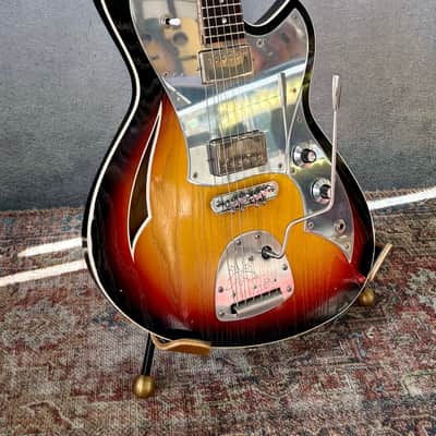 Novo Miris JHH Custom in '64 3 Tone Sunburst (Authorized Dealer) image 4