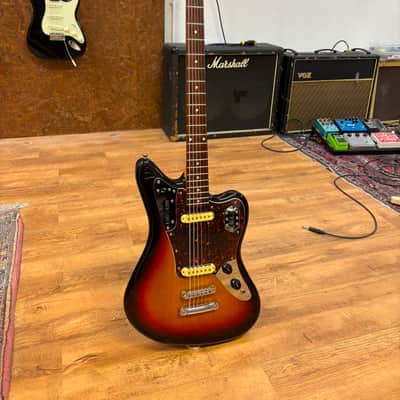 Fender Jaguar Baritone 2004 - Sunburst image 1