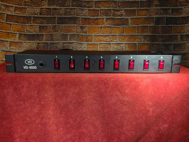Visual Effects Inc. VEI-8000 Power Conditioner image 1
