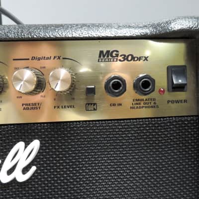 Marshall MG MG30DFX 2-Channel 30-Watt 1x10" Solid State Guitar Combo 2004 - 2008 - Black image 4