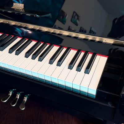Immagine Pearl River UP115M5 Upright Piano 2014 - Ebony - 14