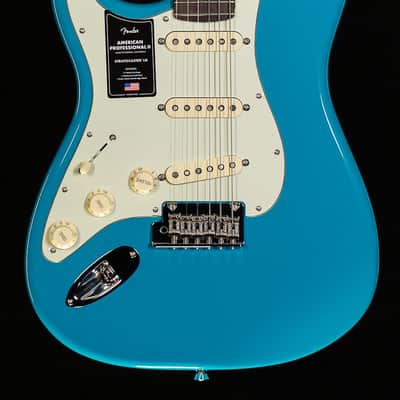 Fender American Professional II Stratocaster Miami Blue Rosewood Fingerboard Lefty (718) image 3