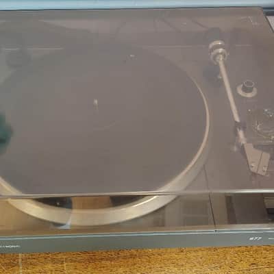 Philips 677 turntable in very good condition serviced - 1970's image 5