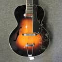 The Loar LH-600-VS Hand-Carved Archtop Vintage Sunburst w/Pickup and OHSC