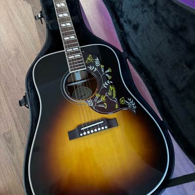 Gibson Hummingbird Standard 2022- Vintage Sunburst image 1
