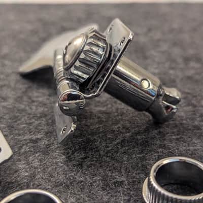 Squier Jazz Bass Tuners 2008 - Nickel/Silver image 7