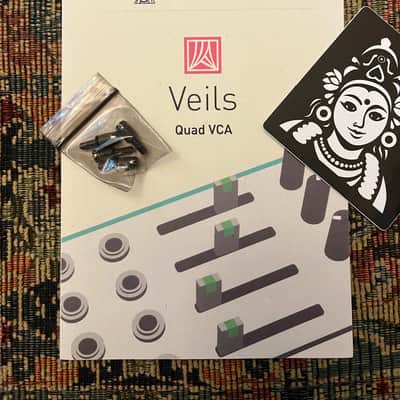 Mutable Instruments Veils v2 - 2020 - Four-Channel VCA and Mixer - original box + manual image 2
