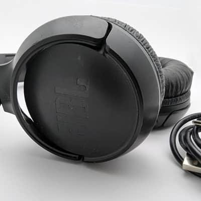 JBL Tune 510BT Wireless On Ear Headphones 2021 - Present - Black image 3