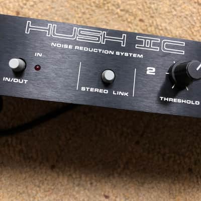 Rocktron Hush IIC, Stereo Dynamic Noise Reduction (compand/expander) rack mount 80s Black image 1