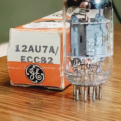 12AU7A GE 1962 NOS/NIB Made for "DeVRY Tech" MaxiPreamp2/TV7 Tested (1)Tube Lot image 2