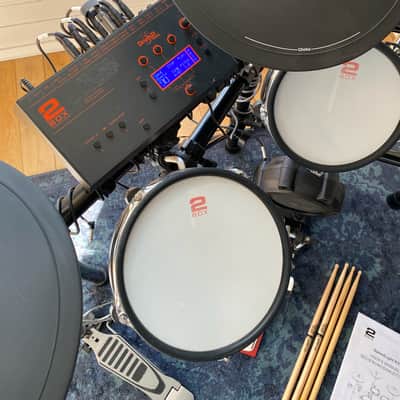 2Box Speedlight Electronic Drum Kit + Roland KD-9 Kick, Millennium Kick Pedal & 2x Extra Cymbals RRP £1,350 image 3