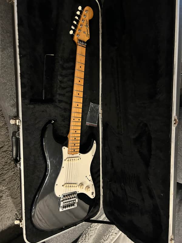 Fender Squier Stratocaster - Japan - 1984 - Black - Kahler - OHSC image 1