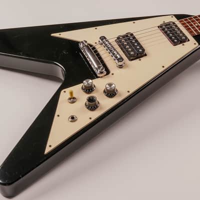 Gibson Flying V ’67 Reissue 1989 | Pre-Catalog / First-Year Example | Yamano Japan | Original PAT NO Pickups & Rectangular Gibson Case image 3