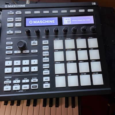 Native Instruments Maschine MKII 2010s - Black image 2