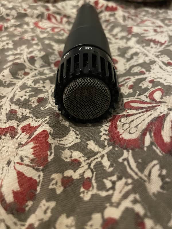 (3 of 4) Shure SM57 Cardioid Dynamic Microphone 1984 - Present - Black image 1
