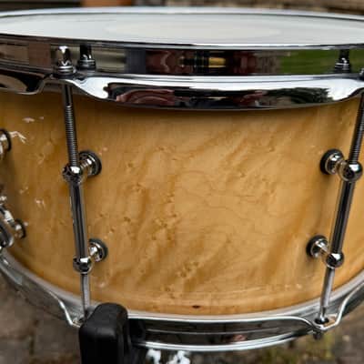 Ludwig LS403CAN150 Canada 150th Anniversary Edition 1867-2017 6.5x14 Birdseye Maple 10 PLY Classic Maple - Gloss Lacquer Snare Drum MINT image 13